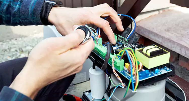 Automatic Driveway Gate Repair in Country Club, FL