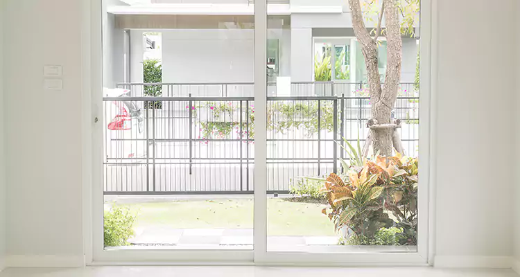 Balcony Screen Door Repair in Country Club, FL