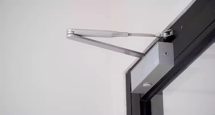 Screen Door Closer Installation in Country Club, FL