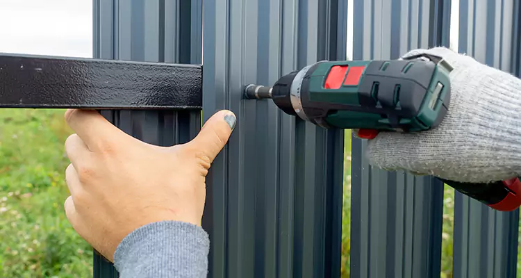 Metal Gate Repair in Country Club, FL