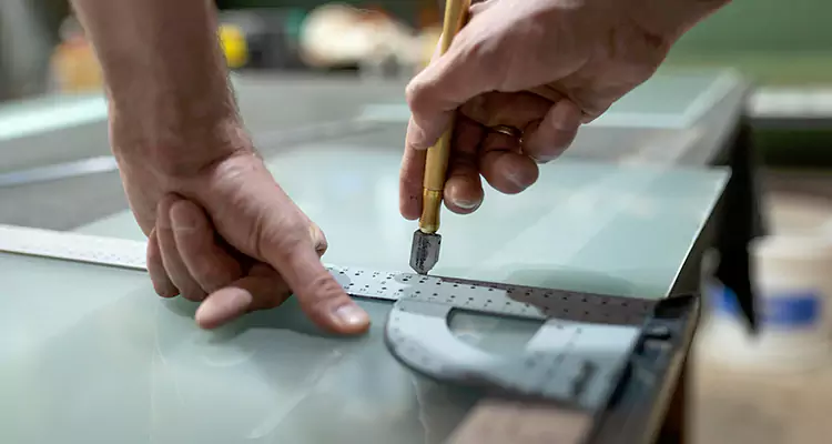 Glass Scratch Repair in Country Club, FL