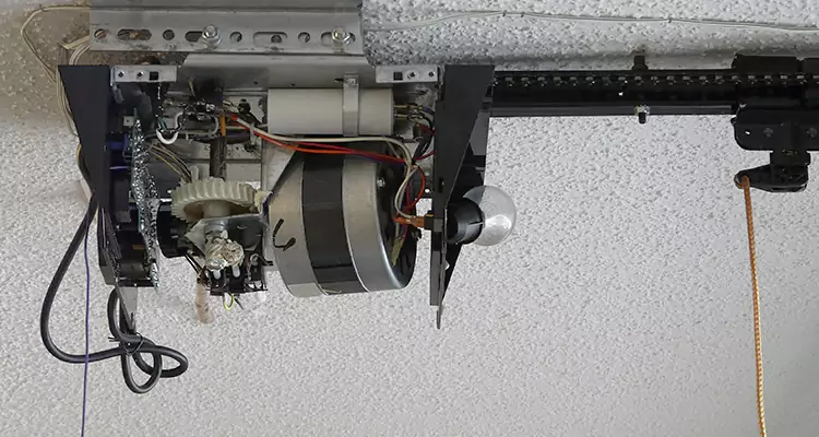 Garage Door Motor Replacement in Country Club, FL