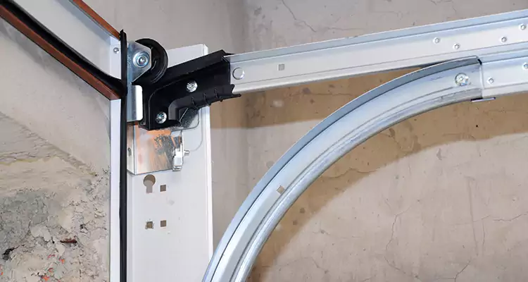 Maintain Liftmaster Garage Door Off Track in Country Club, FL