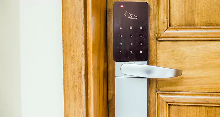 Keyless Hotel Door Locks Repair in Country Club, FL