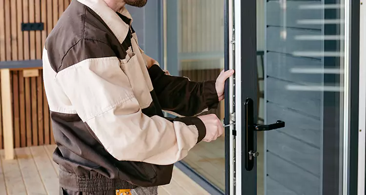 Fix Patio Screen Door Rollers in Country Club, FL