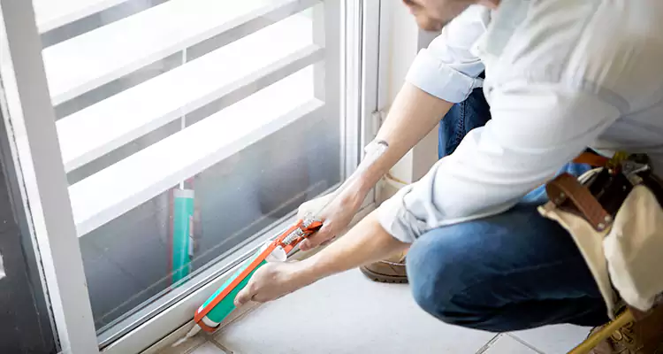 Dap Window Caulk Repair in Country Club, FL